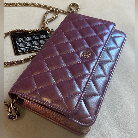 NEW🔥Chanel Iridescent WOC crossbody - Picture 6 of 13